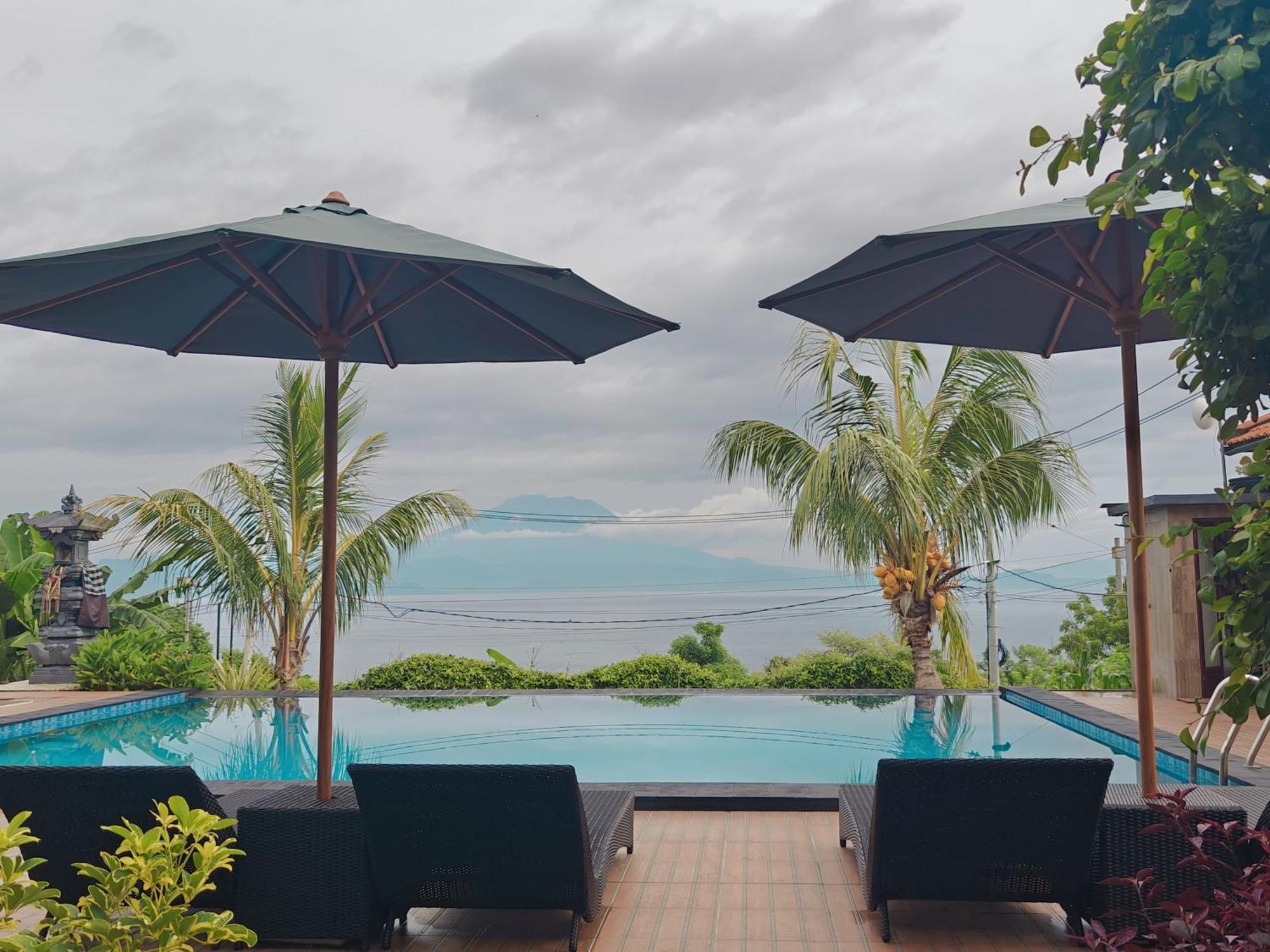 Nusa Sedayu Hotel By Ocean View Batununggul エクステリア 写真