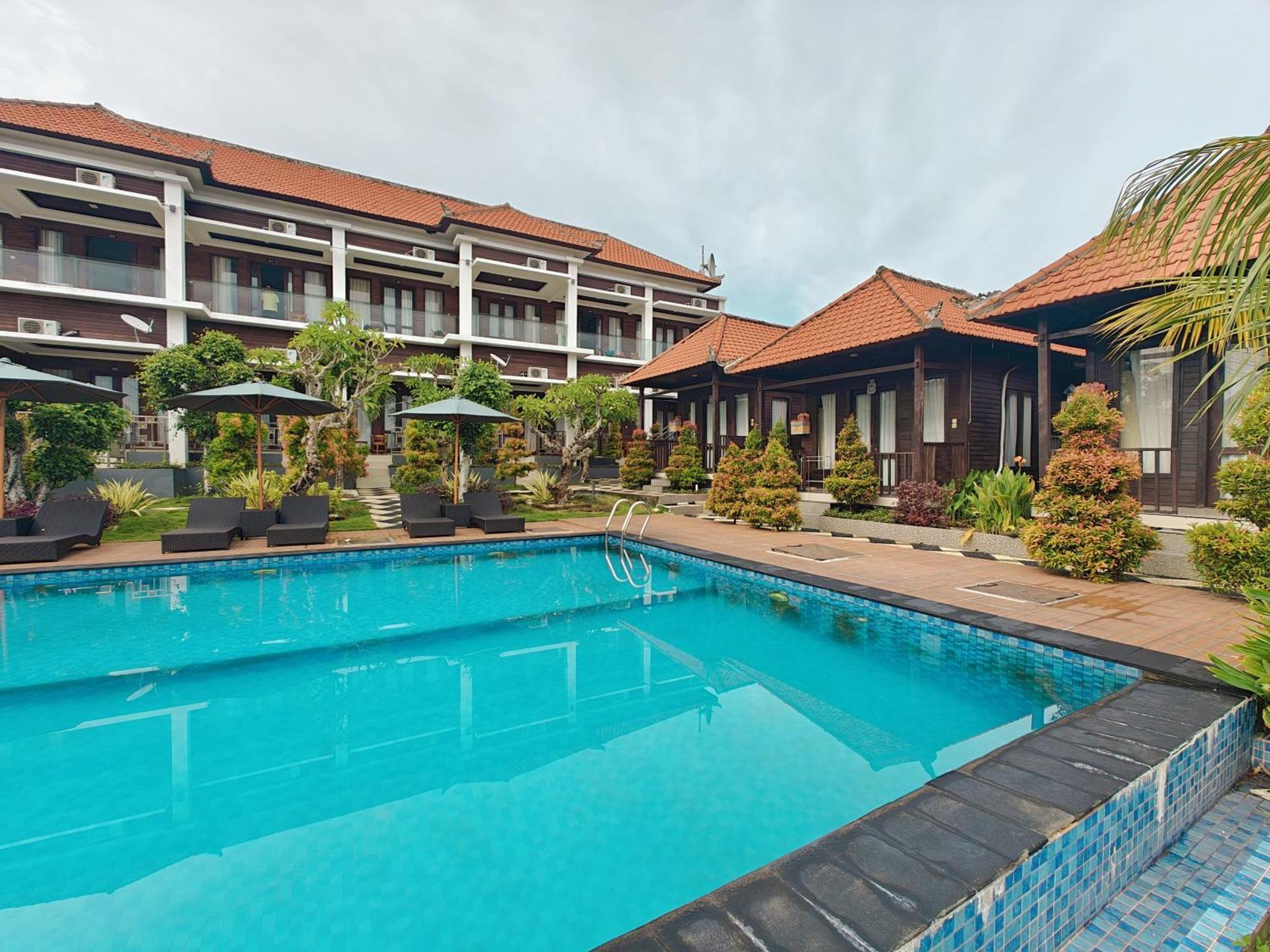 Nusa Sedayu Hotel By Ocean View Batununggul エクステリア 写真