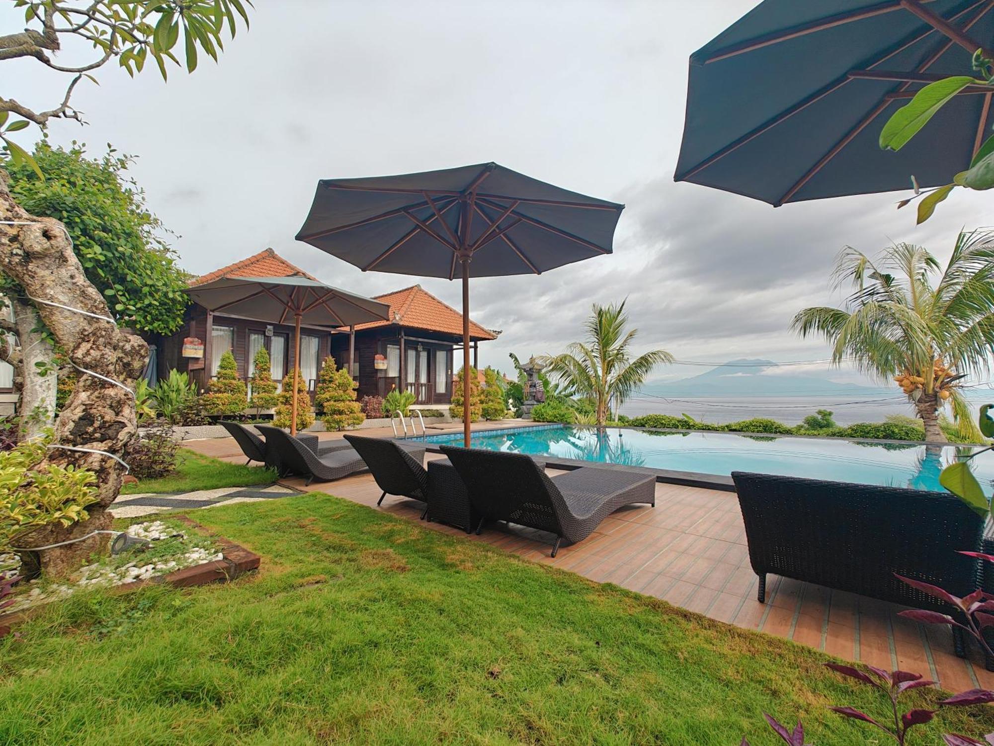 Nusa Sedayu Hotel By Ocean View Batununggul エクステリア 写真